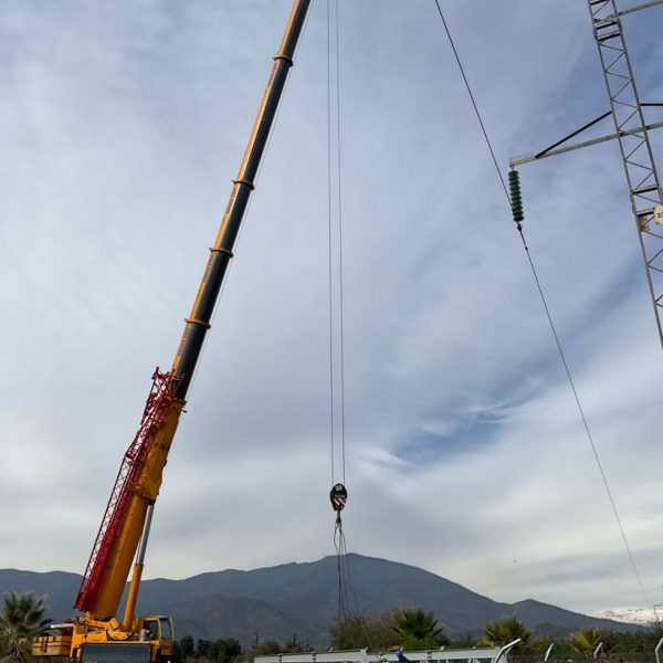 Manobras de izaje para montaje de estructuras